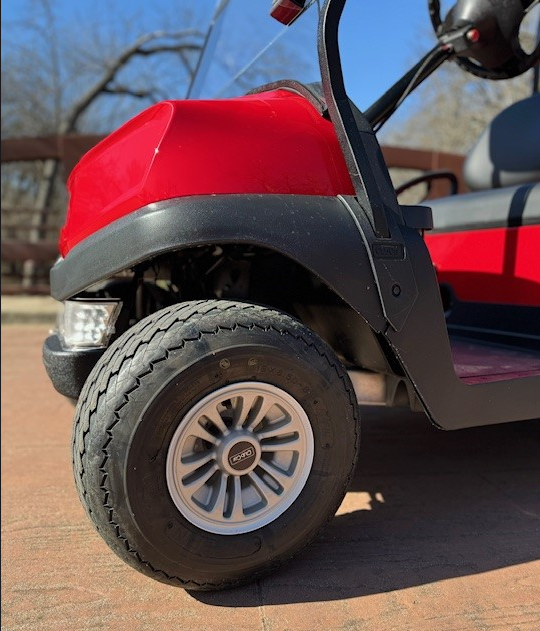 2018 Club Car Tempo – Lithium (Rouge) – Image 2