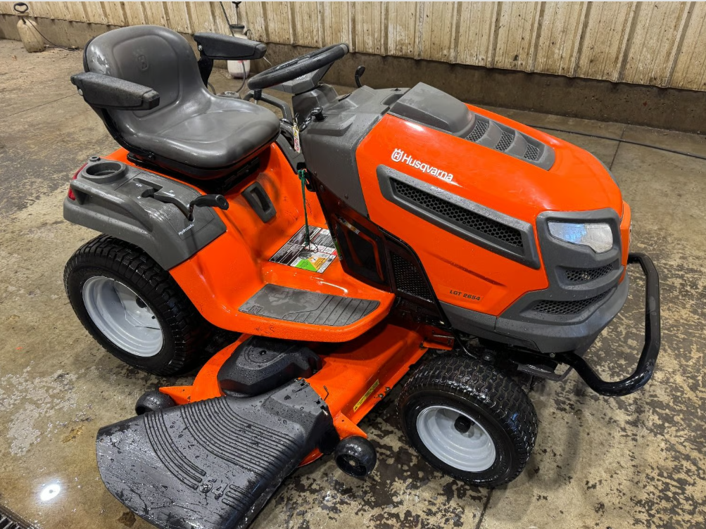 Tractor de Jardín Husqvarna LGT2654 - Imagen 2